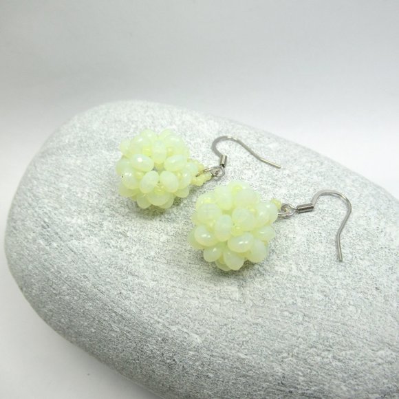 Uranium glass dodecahedron beaded bead earrings - Picture 12 of 14